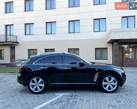 Черный Инфинити FX 37, объемом двигателя 3.7 л и пробегом 183 тыс. км за 14850 $, фото 11 на Automoto.ua