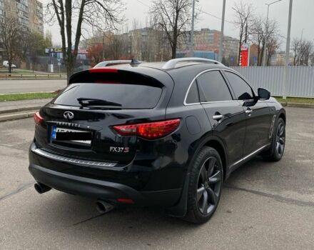 Чорний Інфініті FX 37, об'ємом двигуна 3.7 л та пробігом 186 тис. км за 18500 $, фото 4 на Automoto.ua