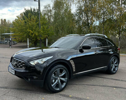 Черный Инфинити FX 37, объемом двигателя 3.7 л и пробегом 190 тыс. км за 16800 $, фото 1 на Automoto.ua