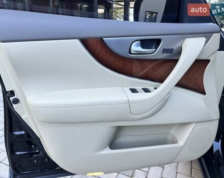 Черный Инфинити FX 37, объемом двигателя 3.7 л и пробегом 183 тыс. км за 14850 $, фото 31 на Automoto.ua