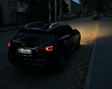 Черный Инфинити FX 37, объемом двигателя 3.7 л и пробегом 145 тыс. км за 18000 $, фото 49 на Automoto.ua