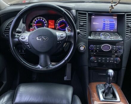 Чорний Інфініті FX 37, об'ємом двигуна 3.7 л та пробігом 186 тис. км за 18500 $, фото 22 на Automoto.ua