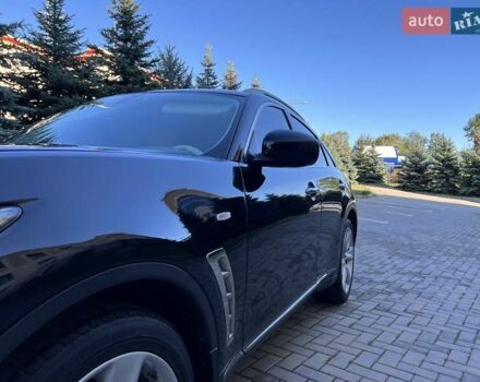 Черный Инфинити FX 37, объемом двигателя 3.7 л и пробегом 183 тыс. км за 14850 $, фото 14 на Automoto.ua