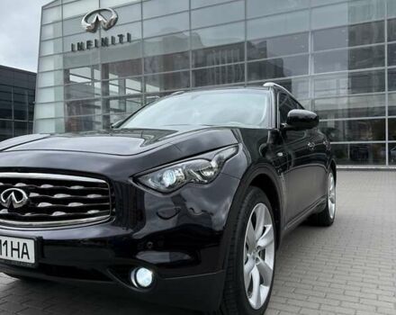Черный Инфинити FX 37, объемом двигателя 3.7 л и пробегом 145 тыс. км за 20000 $, фото 1 на Automoto.ua