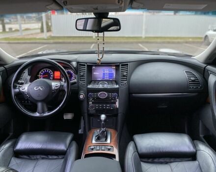 Чорний Інфініті FX 37, об'ємом двигуна 3.7 л та пробігом 186 тис. км за 18500 $, фото 16 на Automoto.ua