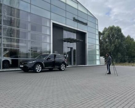 Черный Инфинити FX 37, объемом двигателя 3.7 л и пробегом 145 тыс. км за 20000 $, фото 33 на Automoto.ua