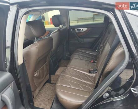 Чорний Інфініті FX 37, об'ємом двигуна 3.7 л та пробігом 263 тис. км за 13500 $, фото 6 на Automoto.ua