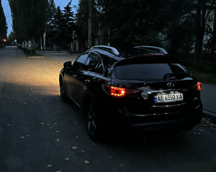 Черный Инфинити FX 37, объемом двигателя 3.7 л и пробегом 145 тыс. км за 18000 $, фото 47 на Automoto.ua