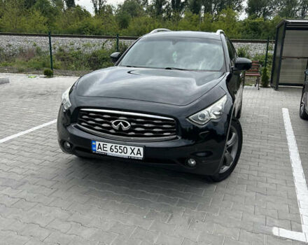 Черный Инфинити FX 37, объемом двигателя 3.7 л и пробегом 145 тыс. км за 18000 $, фото 5 на Automoto.ua