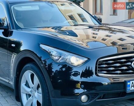 Черный Инфинити FX 37, объемом двигателя 3.7 л и пробегом 183 тыс. км за 14850 $, фото 19 на Automoto.ua