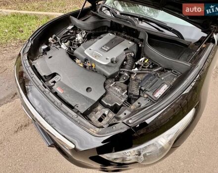 Чорний Інфініті FX 37, об'ємом двигуна 3.7 л та пробігом 211 тис. км за 16900 $, фото 81 на Automoto.ua