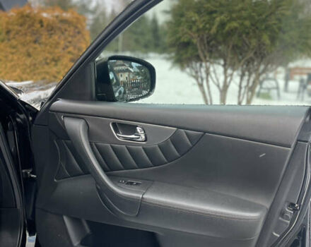 Черный Инфинити FX 37, объемом двигателя 3.7 л и пробегом 127 тыс. км за 15500 $, фото 15 на Automoto.ua