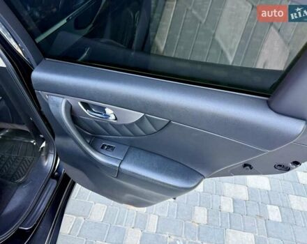 Черный Инфинити FX 37, объемом двигателя 3.7 л и пробегом 202 тыс. км за 15400 $, фото 18 на Automoto.ua