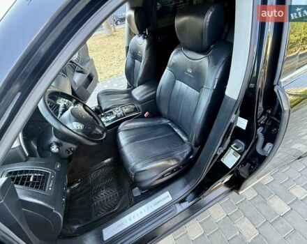 Черный Инфинити FX 37, объемом двигателя 3.7 л и пробегом 202 тыс. км за 15400 $, фото 49 на Automoto.ua