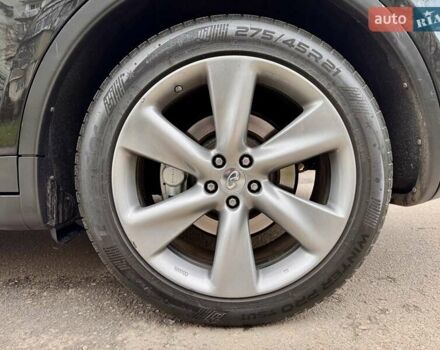 Чорний Інфініті FX 37, об'ємом двигуна 3.7 л та пробігом 211 тис. км за 16900 $, фото 36 на Automoto.ua