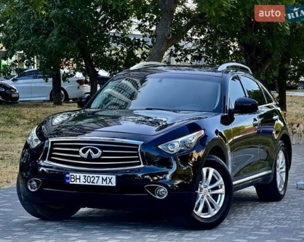 Черный Инфинити FX 37, объемом двигателя 3.7 л и пробегом 202 тыс. км за 15400 $, фото 69 на Automoto.ua