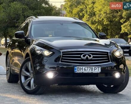 Черный Инфинити FX 37, объемом двигателя 3.7 л и пробегом 211 тыс. км за 16800 $, фото 17 на Automoto.ua