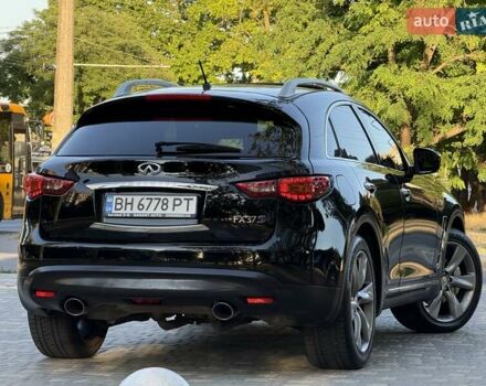 Черный Инфинити FX 37, объемом двигателя 3.7 л и пробегом 211 тыс. км за 16800 $, фото 21 на Automoto.ua