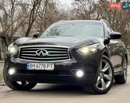 Чорний Інфініті FX 37, об'ємом двигуна 3.7 л та пробігом 211 тис. км за 16900 $, фото 20 на Automoto.ua