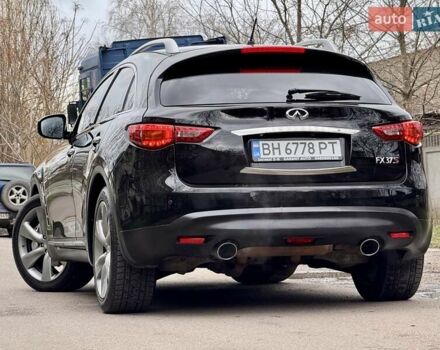 Чорний Інфініті FX 37, об'ємом двигуна 3.7 л та пробігом 211 тис. км за 16900 $, фото 37 на Automoto.ua