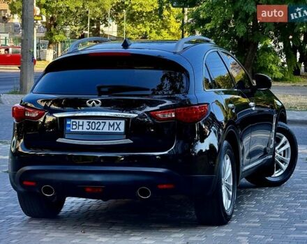 Черный Инфинити FX 37, объемом двигателя 3.7 л и пробегом 202 тыс. км за 15400 $, фото 62 на Automoto.ua