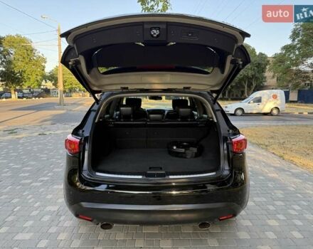 Черный Инфинити FX 37, объемом двигателя 3.7 л и пробегом 211 тыс. км за 16800 $, фото 66 на Automoto.ua