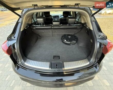 Черный Инфинити FX 37, объемом двигателя 3.7 л и пробегом 211 тыс. км за 16800 $, фото 76 на Automoto.ua