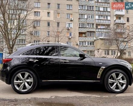 Чорний Інфініті FX 37, об'ємом двигуна 3.7 л та пробігом 211 тис. км за 16900 $, фото 10 на Automoto.ua