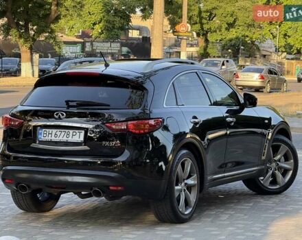 Черный Инфинити FX 37, объемом двигателя 3.7 л и пробегом 211 тыс. км за 16800 $, фото 20 на Automoto.ua