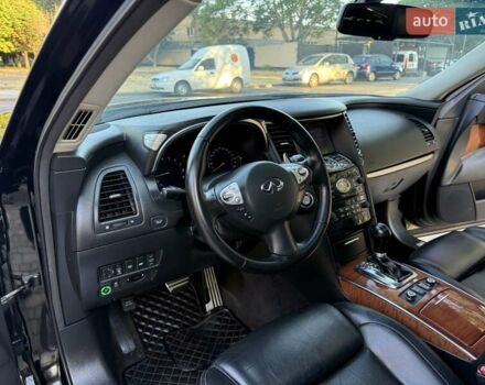 Черный Инфинити FX 37, объемом двигателя 3.7 л и пробегом 211 тыс. км за 16800 $, фото 44 на Automoto.ua