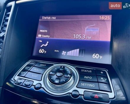 Черный Инфинити FX 37, объемом двигателя 3.7 л и пробегом 202 тыс. км за 15400 $, фото 12 на Automoto.ua