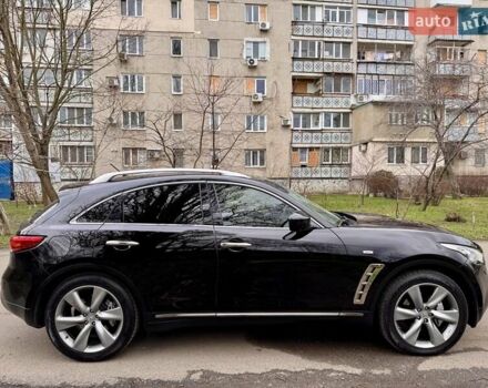 Чорний Інфініті FX 37, об'ємом двигуна 3.7 л та пробігом 211 тис. км за 16900 $, фото 9 на Automoto.ua
