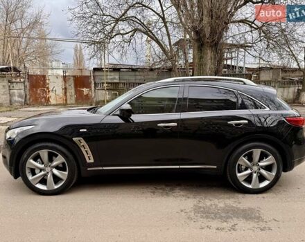 Чорний Інфініті FX 37, об'ємом двигуна 3.7 л та пробігом 211 тис. км за 16900 $, фото 7 на Automoto.ua