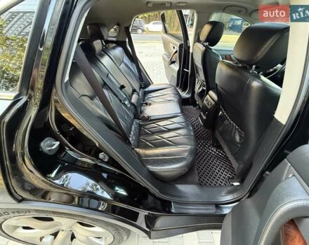 Черный Инфинити FX 37, объемом двигателя 3.7 л и пробегом 211 тыс. км за 16800 $, фото 63 на Automoto.ua