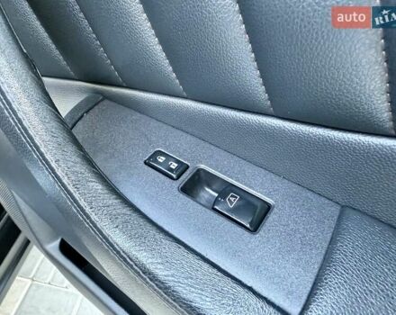 Черный Инфинити FX 37, объемом двигателя 3.7 л и пробегом 202 тыс. км за 15400 $, фото 37 на Automoto.ua