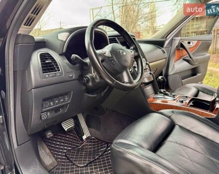 Чорний Інфініті FX 37, об'ємом двигуна 3.7 л та пробігом 211 тис. км за 16900 $, фото 54 на Automoto.ua