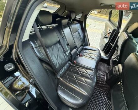 Черный Инфинити FX 37, объемом двигателя 3.7 л и пробегом 211 тыс. км за 16800 $, фото 64 на Automoto.ua