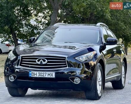 Черный Инфинити FX 37, объемом двигателя 3.7 л и пробегом 202 тыс. км за 15400 $, фото 14 на Automoto.ua