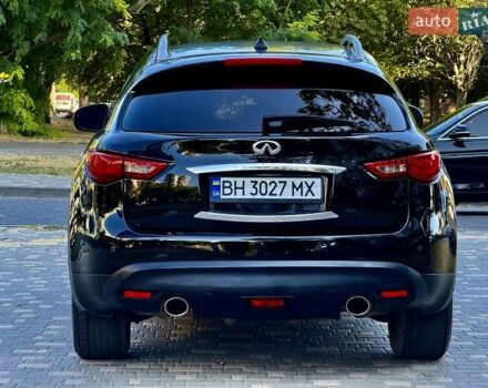 Черный Инфинити FX 37, объемом двигателя 3.7 л и пробегом 202 тыс. км за 15400 $, фото 75 на Automoto.ua