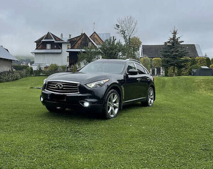 Черный Инфинити FX 37, объемом двигателя 3.7 л и пробегом 127 тыс. км за 15500 $, фото 19 на Automoto.ua