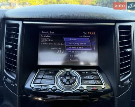 Черный Инфинити FX 37, объемом двигателя 3.7 л и пробегом 211 тыс. км за 16800 $, фото 56 на Automoto.ua