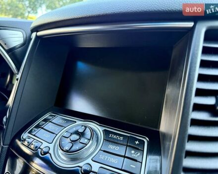 Черный Инфинити FX 37, объемом двигателя 3.7 л и пробегом 202 тыс. км за 15400 $, фото 32 на Automoto.ua