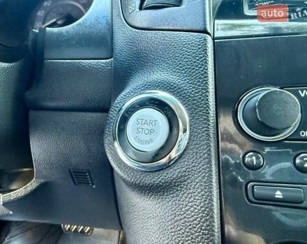 Черный Инфинити FX 37, объемом двигателя 3.7 л и пробегом 202 тыс. км за 15400 $, фото 82 на Automoto.ua