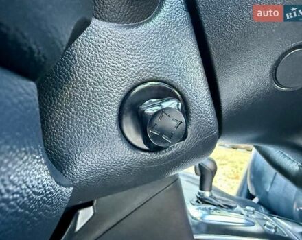 Черный Инфинити FX 37, объемом двигателя 3.7 л и пробегом 202 тыс. км за 15400 $, фото 43 на Automoto.ua