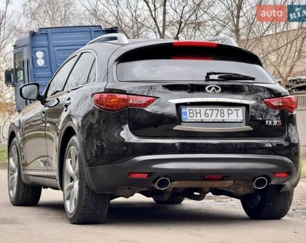 Чорний Інфініті FX 37, об'ємом двигуна 3.7 л та пробігом 211 тис. км за 16900 $, фото 17 на Automoto.ua