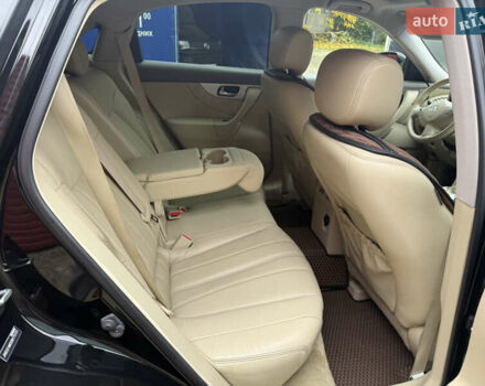 Черный Инфинити FX 37, объемом двигателя 3.7 л и пробегом 226 тыс. км за 16300 $, фото 14 на Automoto.ua