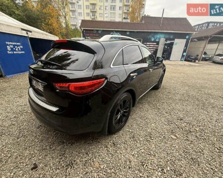 Черный Инфинити FX 37, объемом двигателя 3.7 л и пробегом 226 тыс. км за 16300 $, фото 21 на Automoto.ua