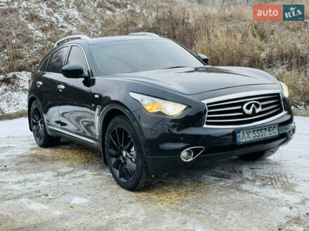 Інфініті FX 37 2011 у Харкові на Automoto.ua Чорний Інфініті FX 37, об'ємом двигуна 3.7 л та пробігом 155 тис. км за 15200 $, фото 1 на Automoto.ua