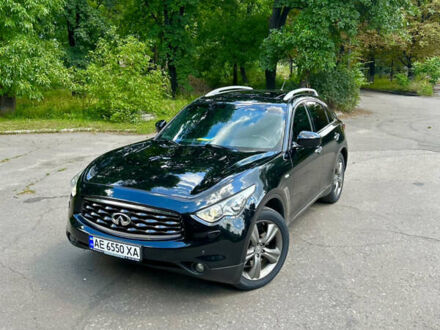 Інфініті FX 37 2011 у Виноградове на Automoto.ua Чорний Інфініті FX 37, об'ємом двигуна 3.7 л та пробігом 145 тис. км за 18000 $, фото 1 на Automoto.ua