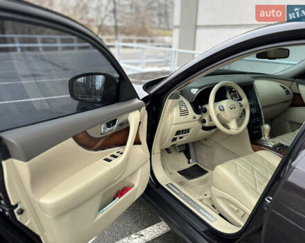 Фиолетовый Инфинити FX 37, объемом двигателя 3.7 л и пробегом 169 тыс. км за 13999 $, фото 9 на Automoto.ua